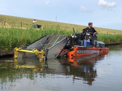Proef met ecologisch maaien HLZF6009.JPG